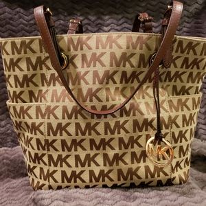 Michael Kors purse